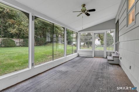 9 Victoria Drive Branford CT 06405