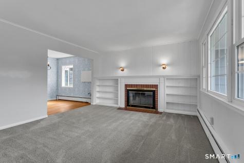 9 Victoria Drive Branford CT 06405
