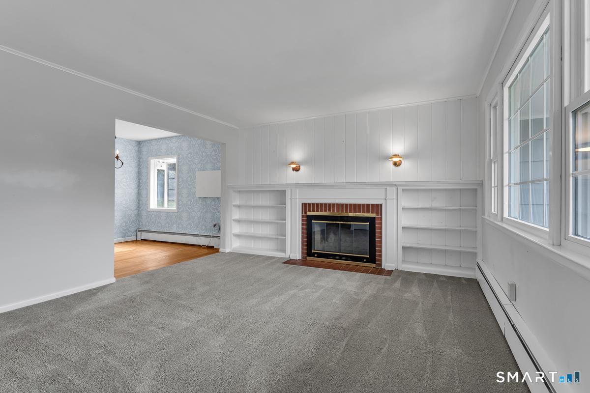 9 Victoria Drive Branford CT 06405
