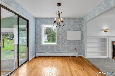 9 Victoria Drive Branford CT 06405