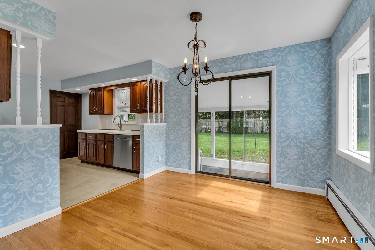 9 Victoria Drive Branford CT 06405