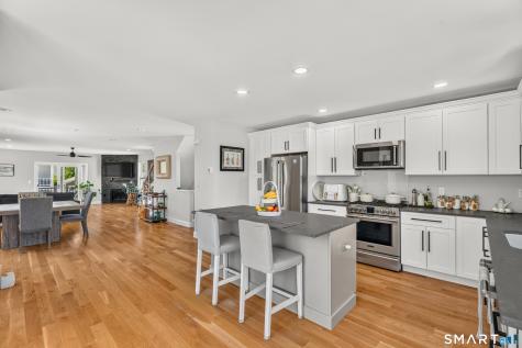 32 Deerfield Avenue Milford CT 06460