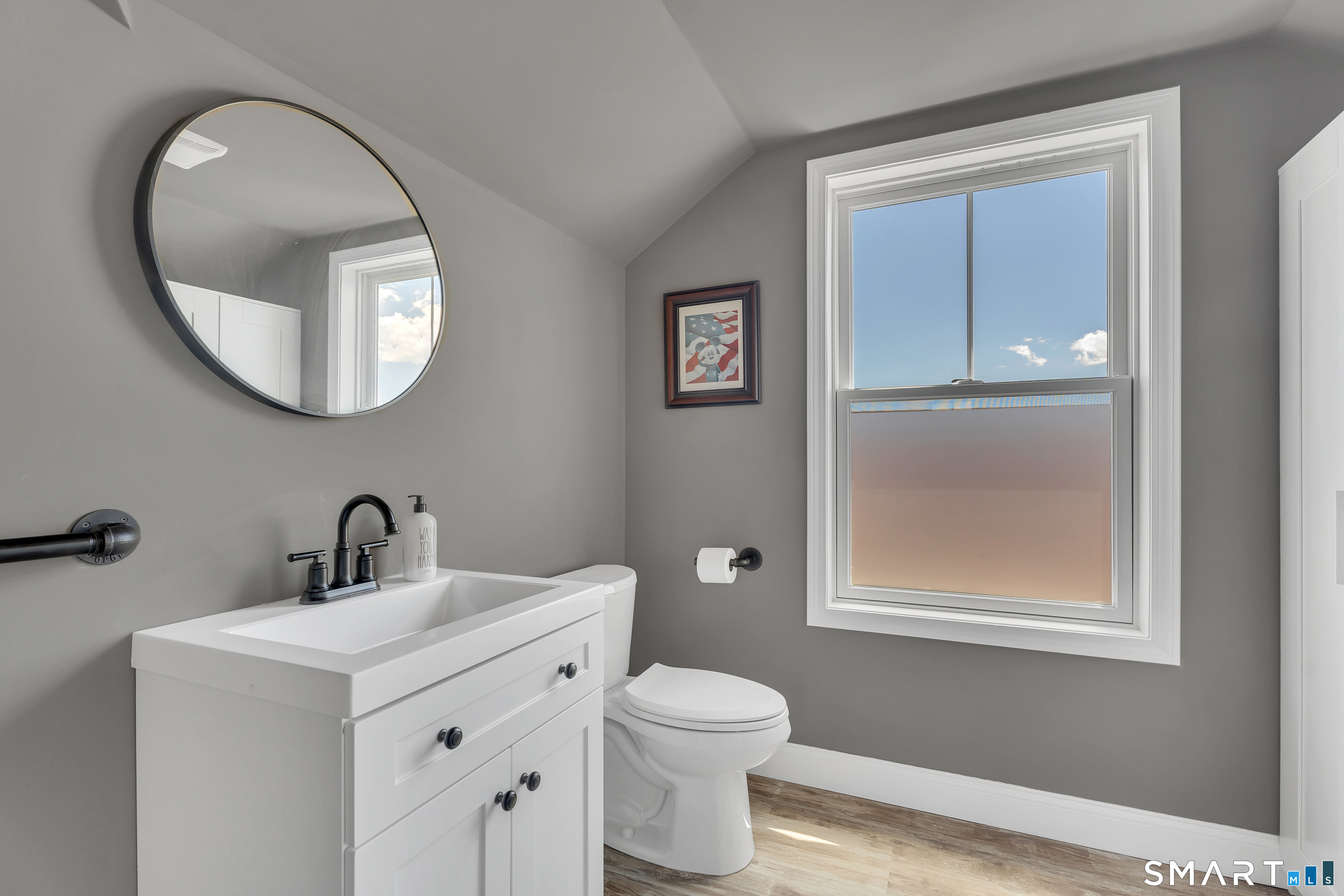 32 Deerfield Avenue Milford CT 06460