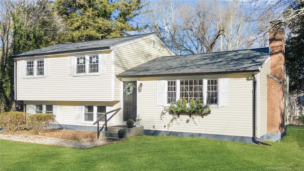17 Alden Drive Clinton CT 06413