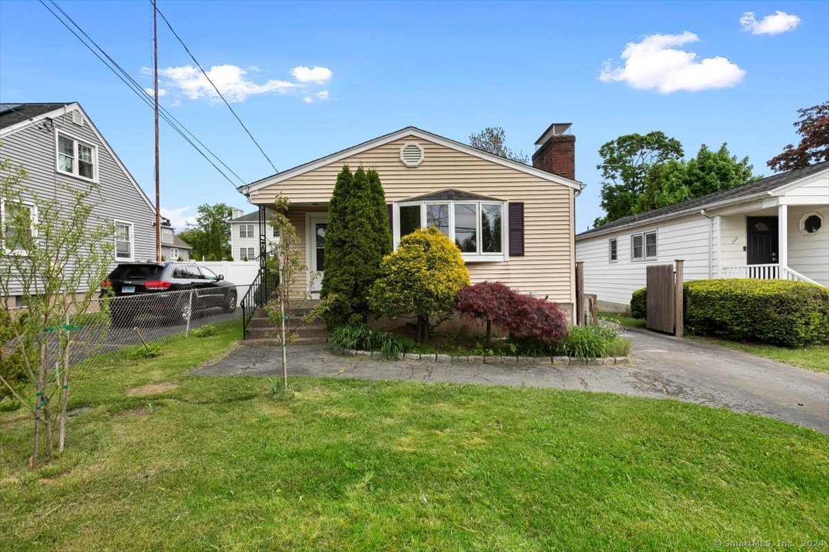 561 Jones Hill Road West Haven CT 06516