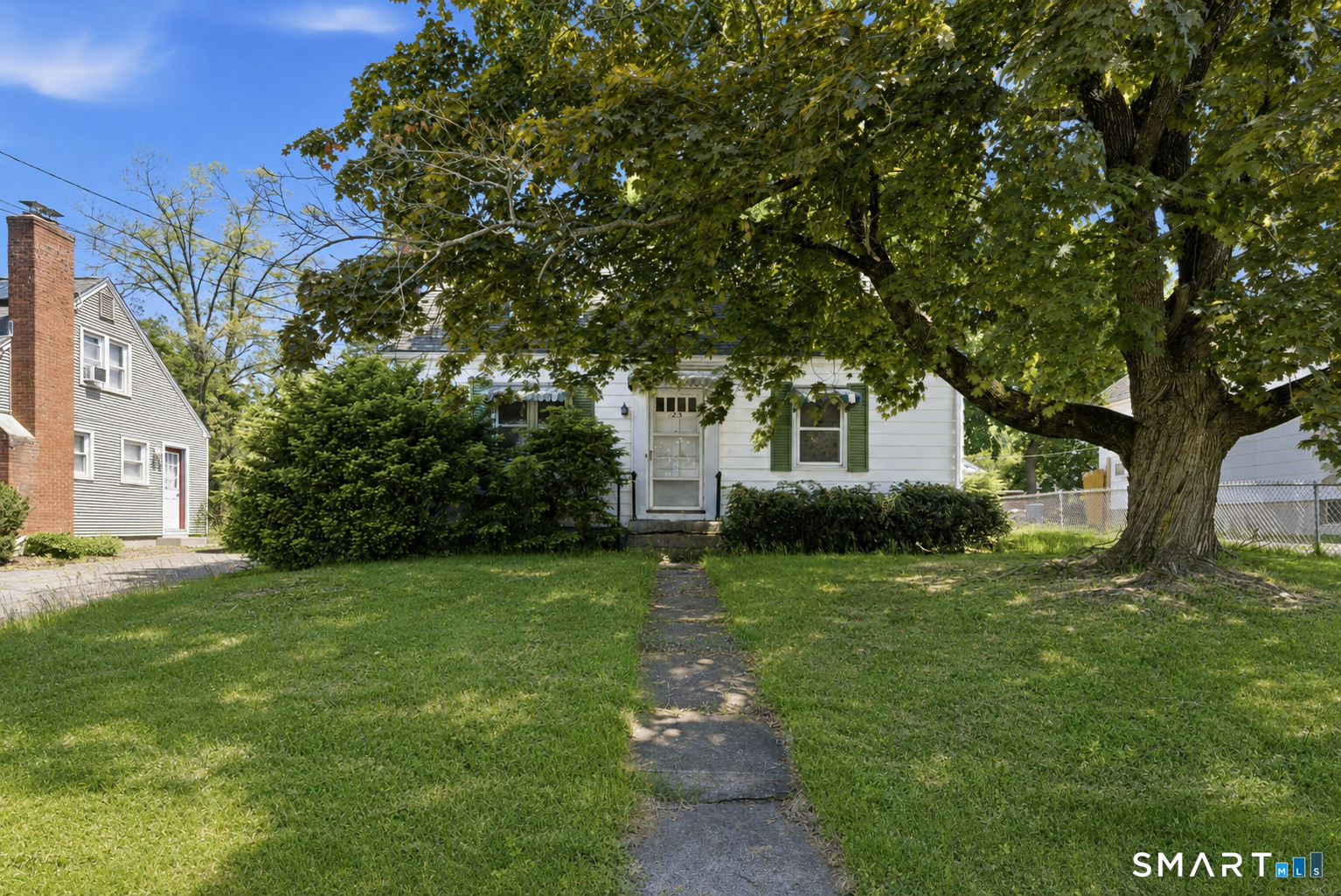 123 Benton Street Manchester CT 06040