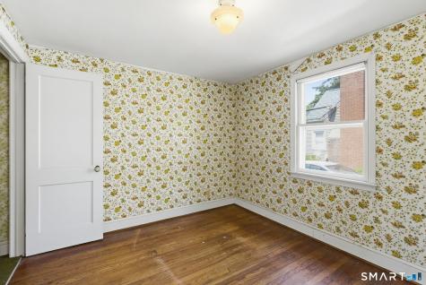 123 Benton Street Manchester CT 06040