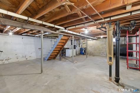 123 Benton Street Manchester CT 06040
