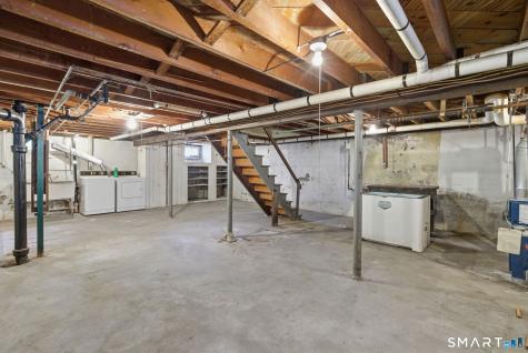 123 Benton Street Manchester CT 06040