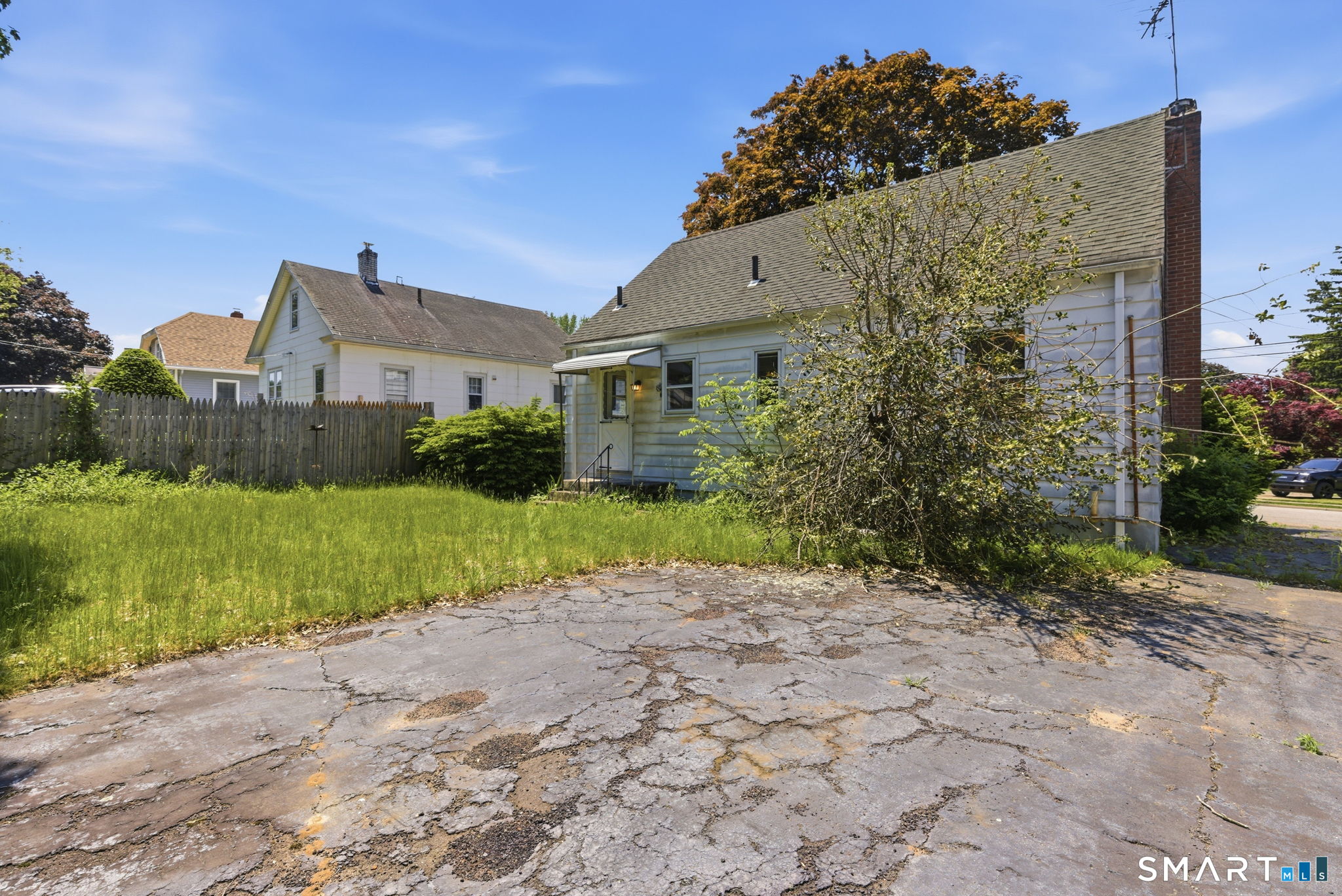 123 Benton Street Manchester CT 06040