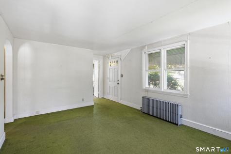 123 Benton Street Manchester CT 06040