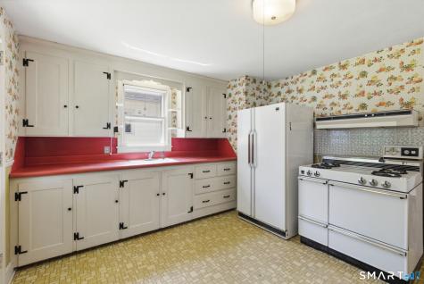 123 Benton Street Manchester CT 06040