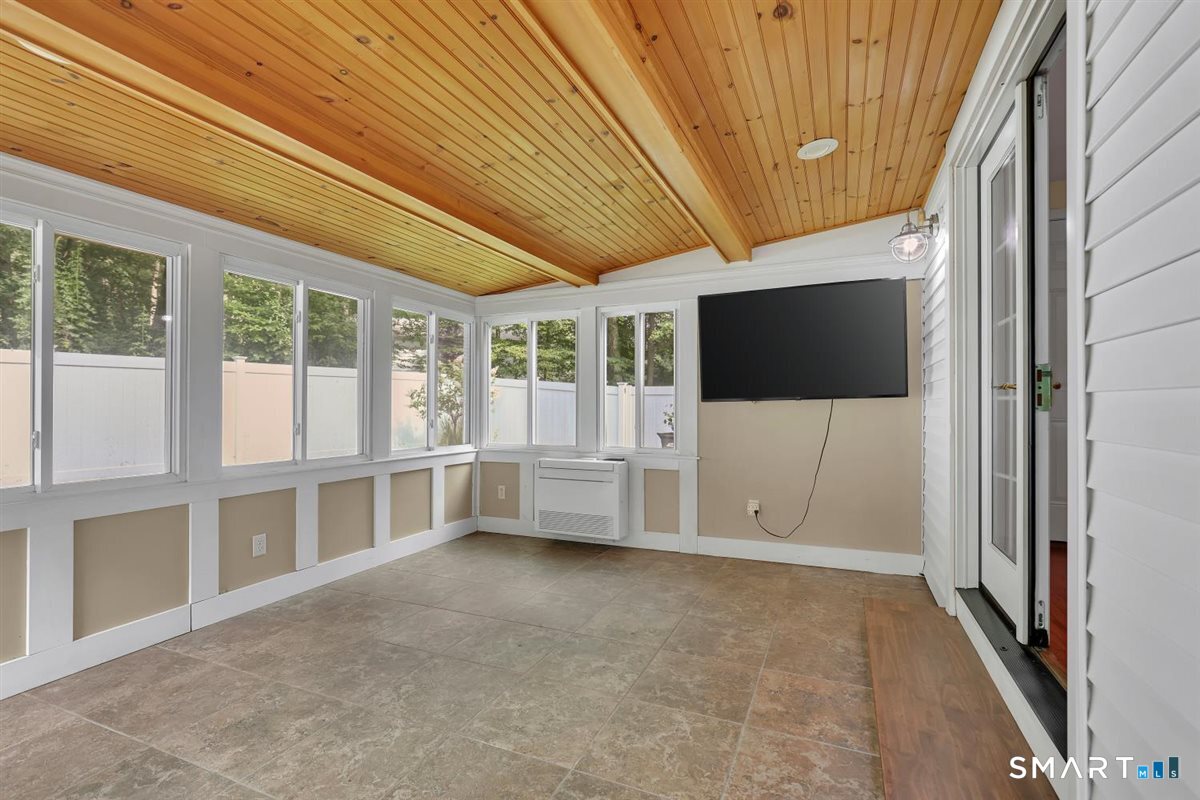 130 Barnsbee Lane Coventry CT 06238