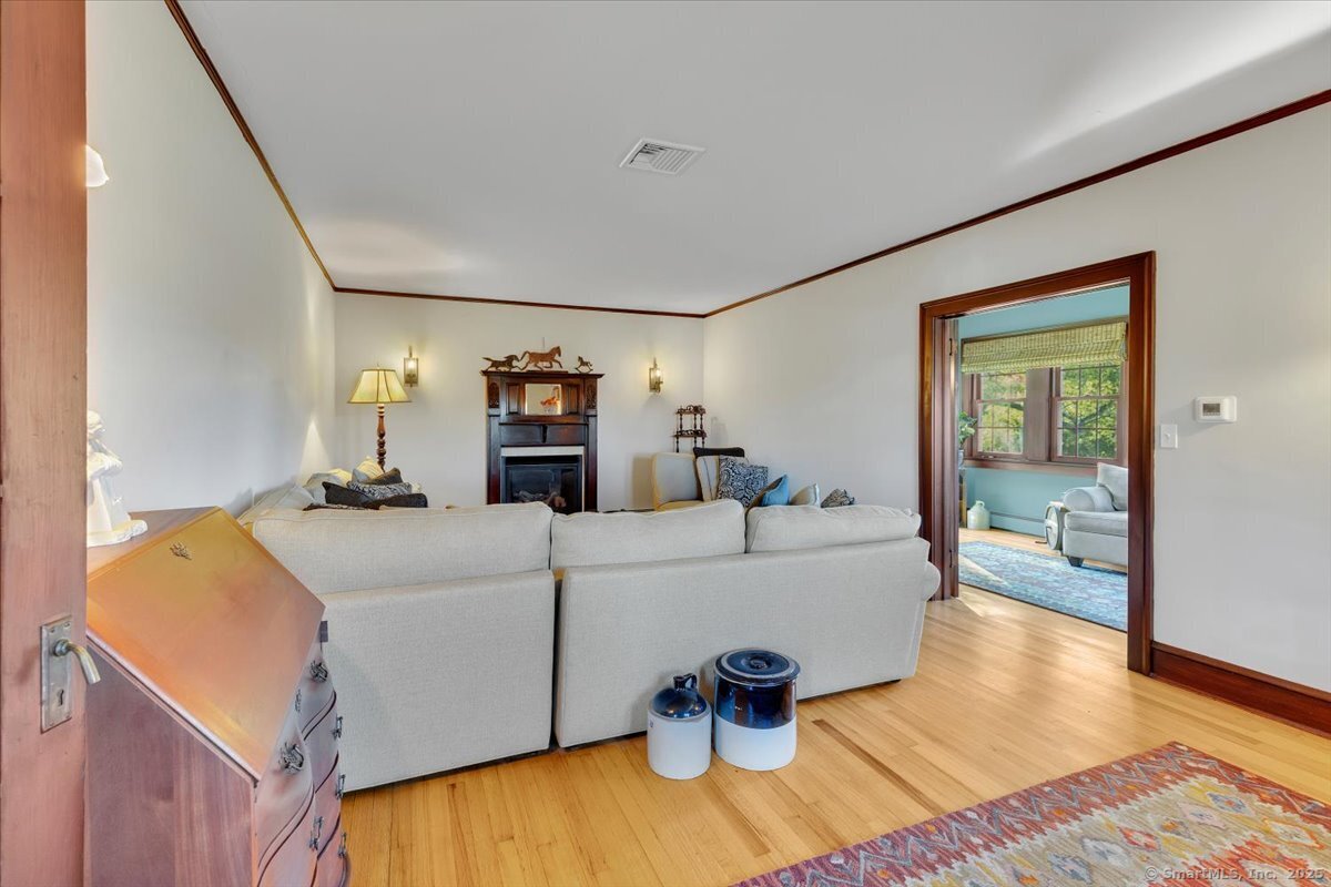 175 Case Street Canton CT 06019