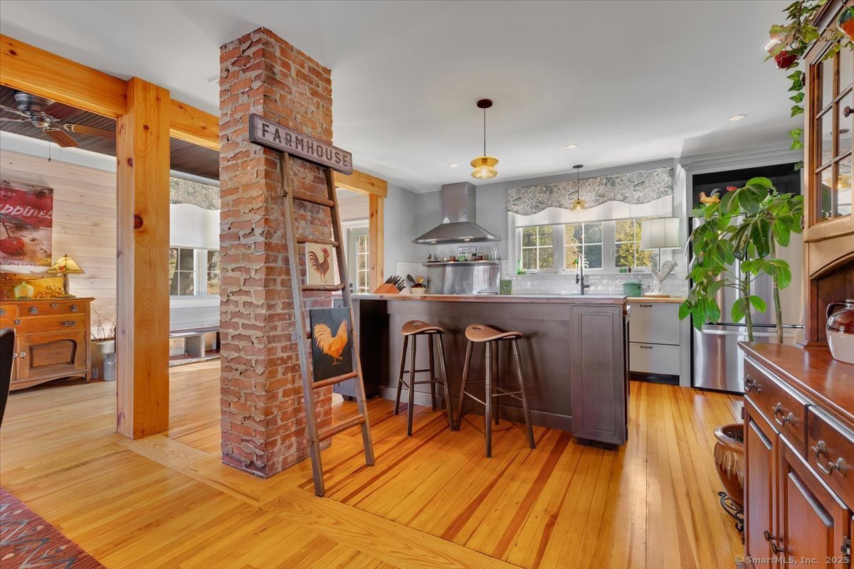 175 Case Street Canton CT 06019