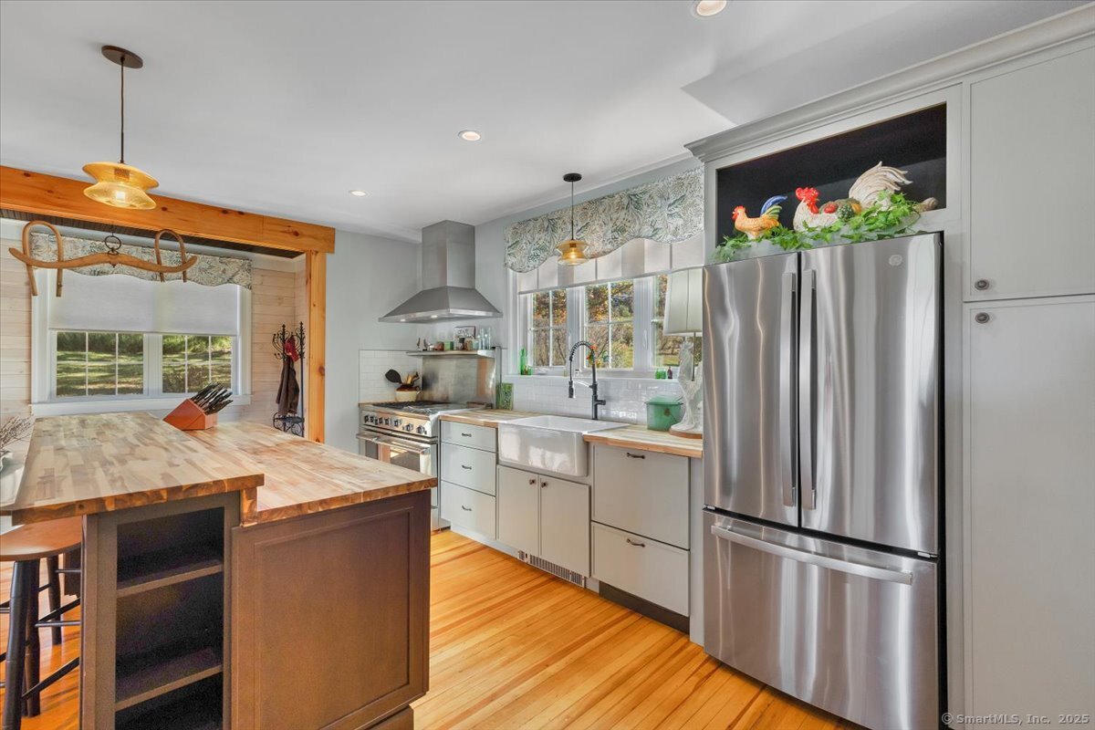 175 Case Street Canton CT 06019