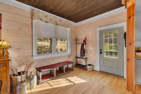 175 Case Street Canton CT 06019