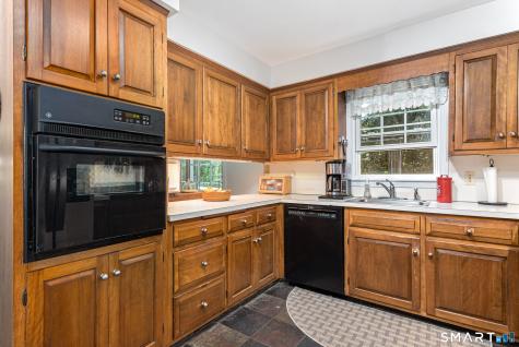 85 Dean Road East Lyme CT 06333