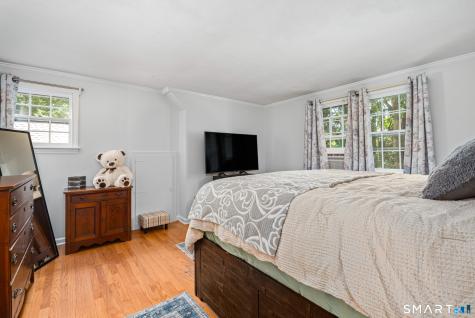 85 Dean Road East Lyme CT 06333