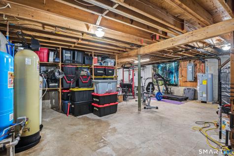 85 Dean Road East Lyme CT 06333