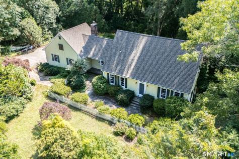 85 Dean Road East Lyme CT 06333