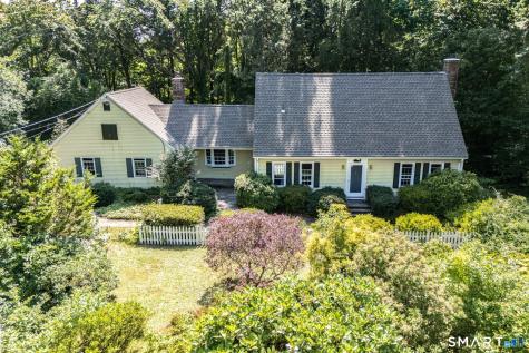 85 Dean Road East Lyme CT 06333