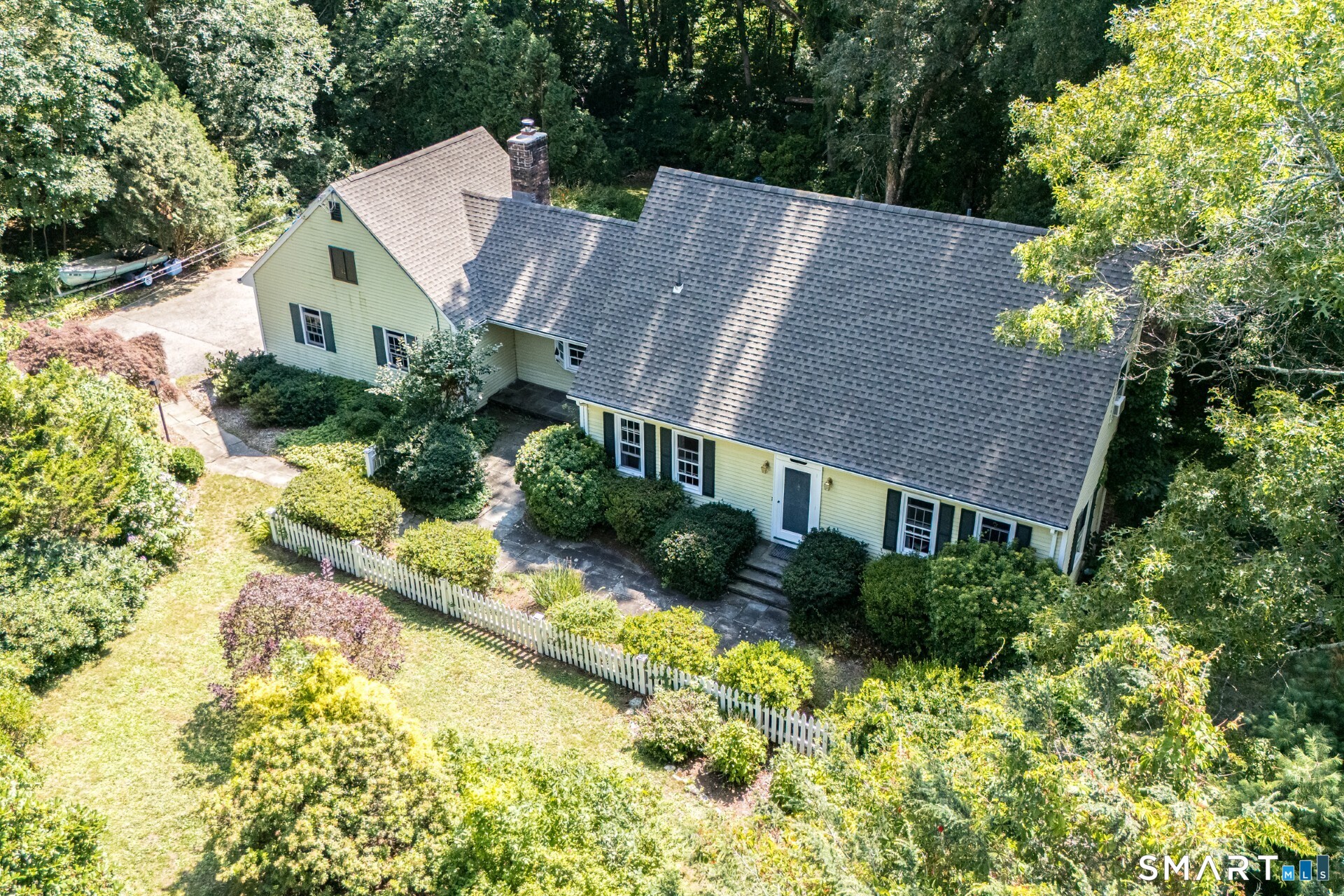 85 Dean Road East Lyme CT 06333