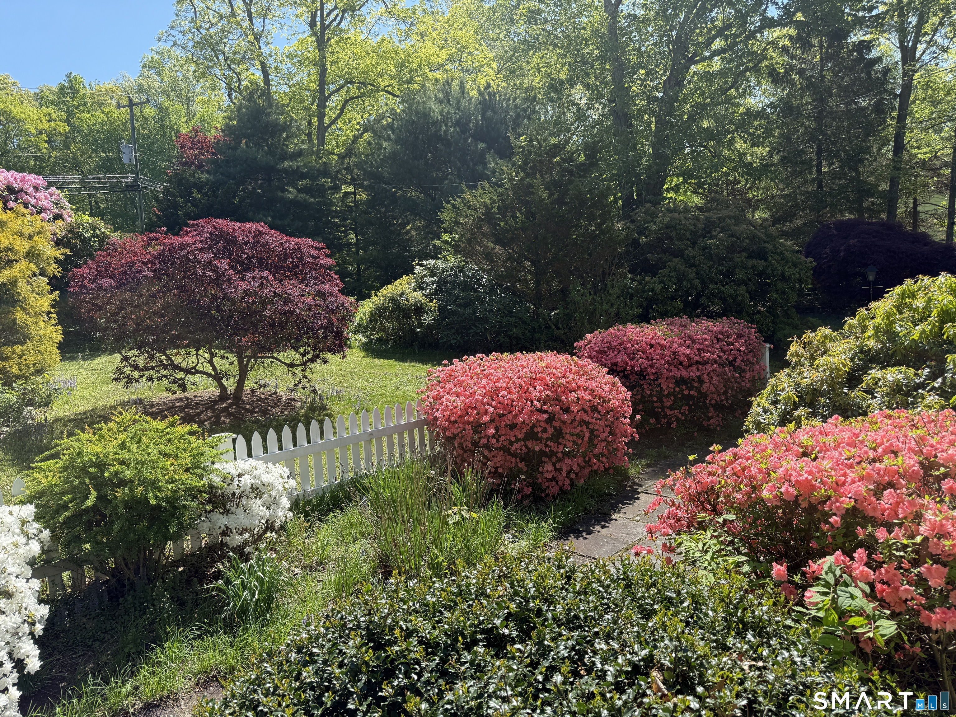 85 Dean Road East Lyme CT 06333