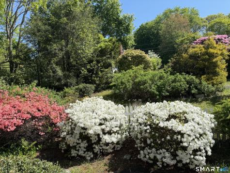 85 Dean Road East Lyme CT 06333