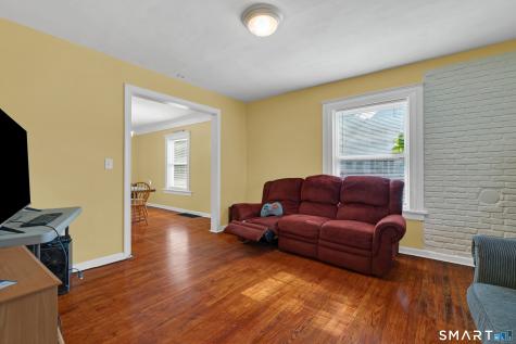 Meriden CT 06450