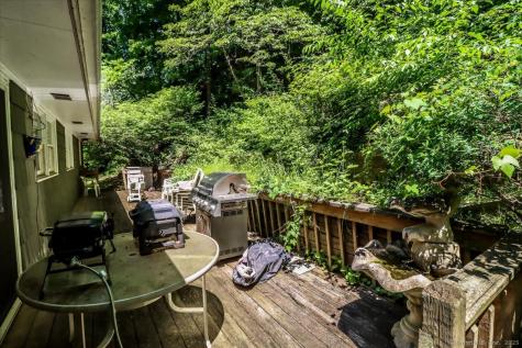 71R Mill Plain Road Danbury CT 06811