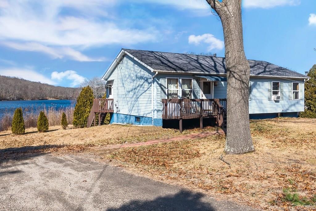 10 Pattagansett Drive East Lyme CT 06333
