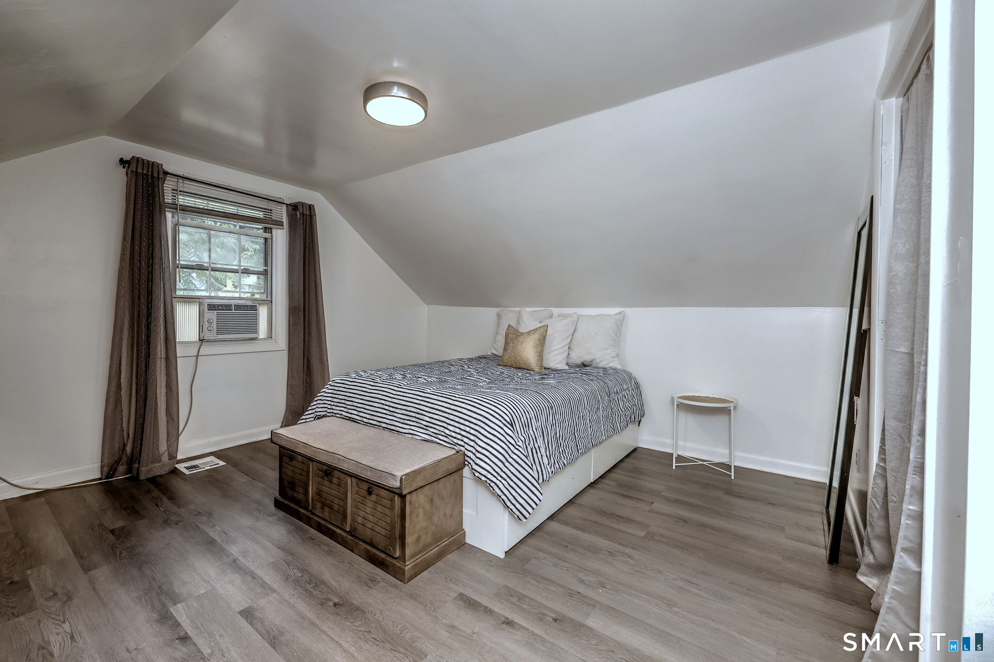 297-299 Summit Street New Haven CT 06513