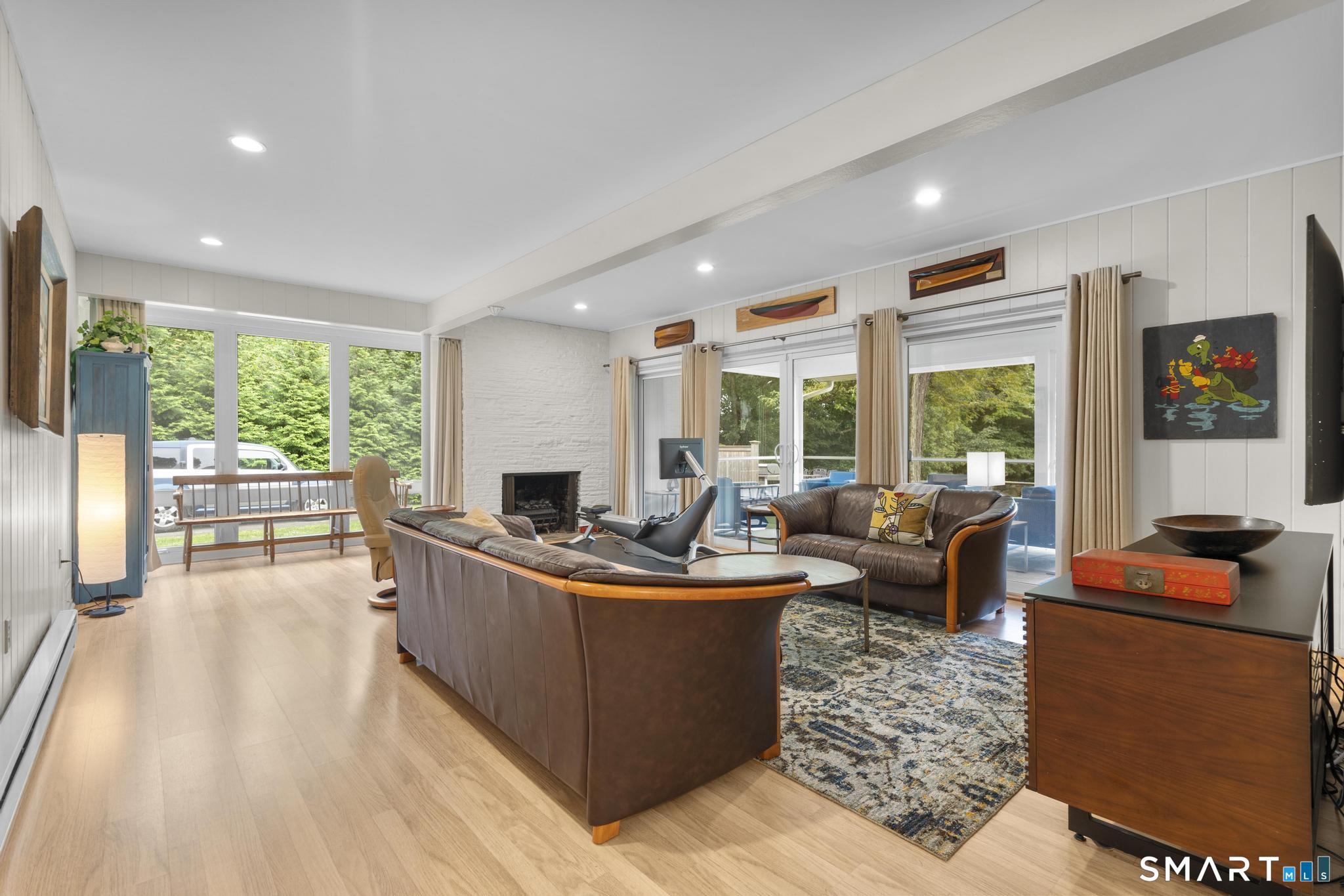 10 Fox Hill Road Woodbridge CT 06525