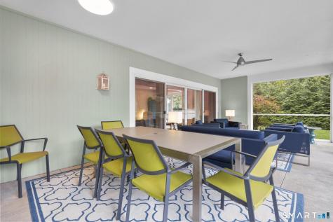 10 Fox Hill Road Woodbridge CT 06525