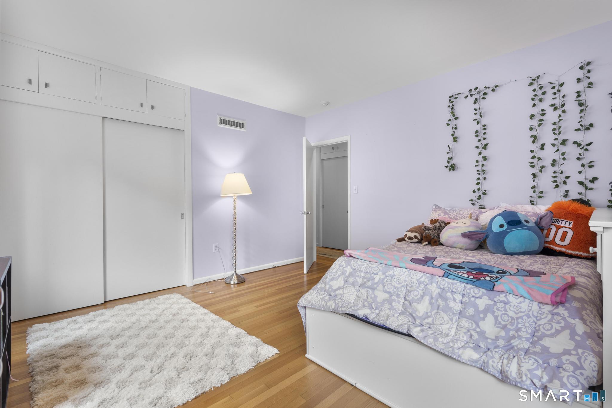 10 Fox Hill Road Woodbridge CT 06525