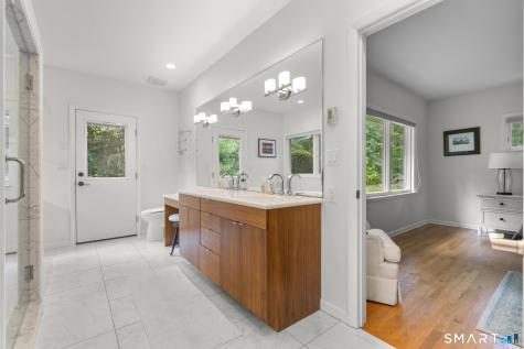 10 Fox Hill Road Woodbridge CT 06525