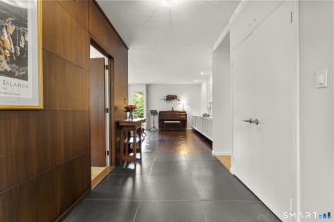 10 Fox Hill Road Woodbridge CT 06525