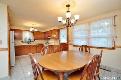 152 Saugus Avenue Watertown CT 06779