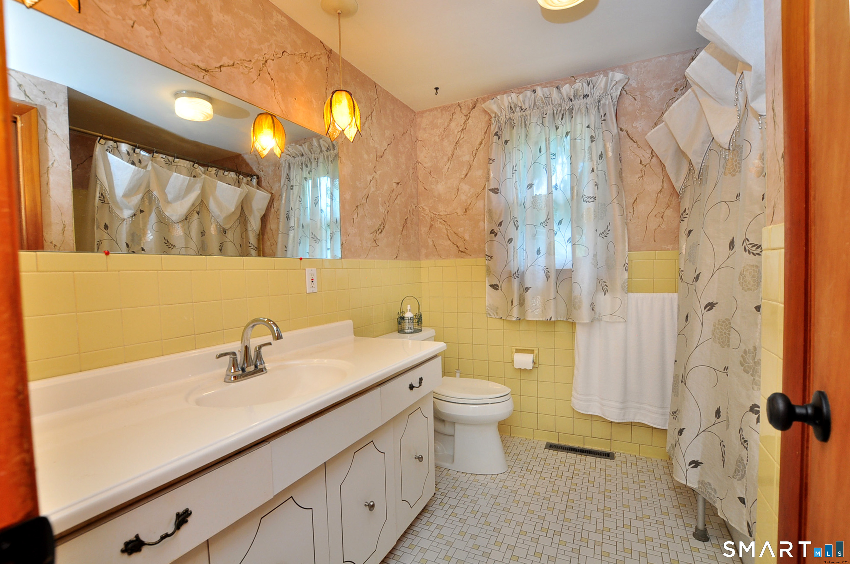 152 Saugus Avenue Watertown CT 06779