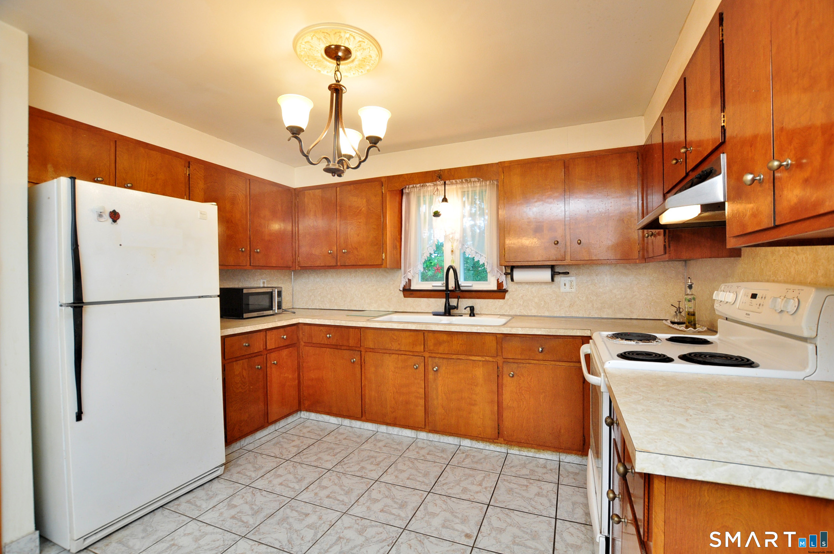 152 Saugus Avenue Watertown CT 06779