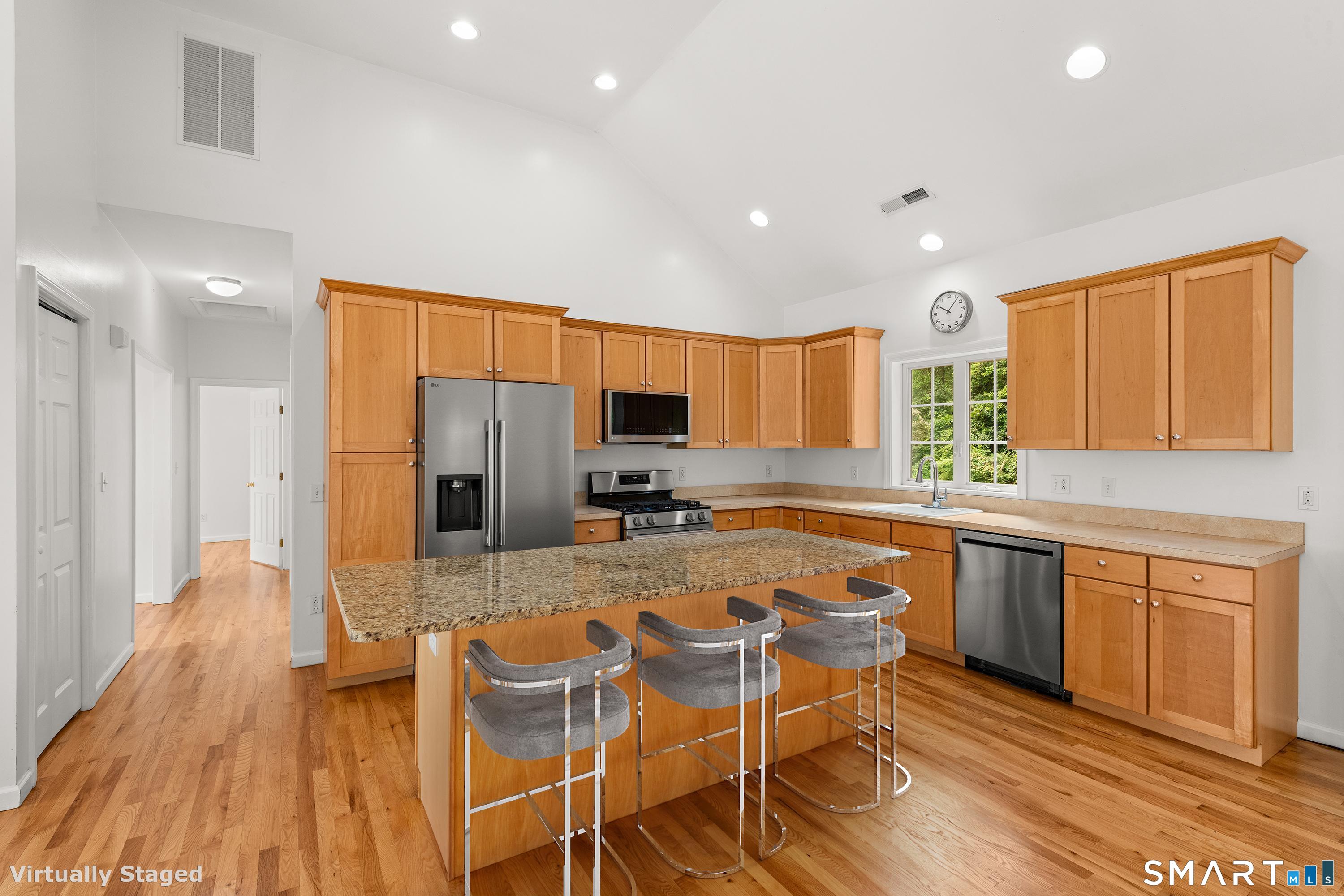 10 West Street Woodbridge CT 06525