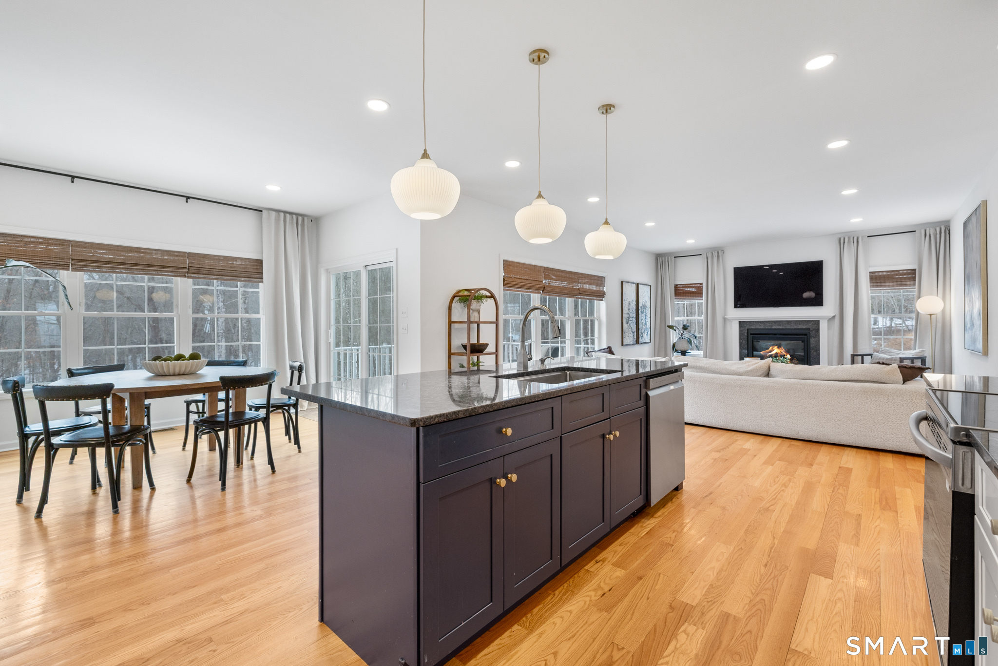 811 Pucker Street Coventry CT 06238