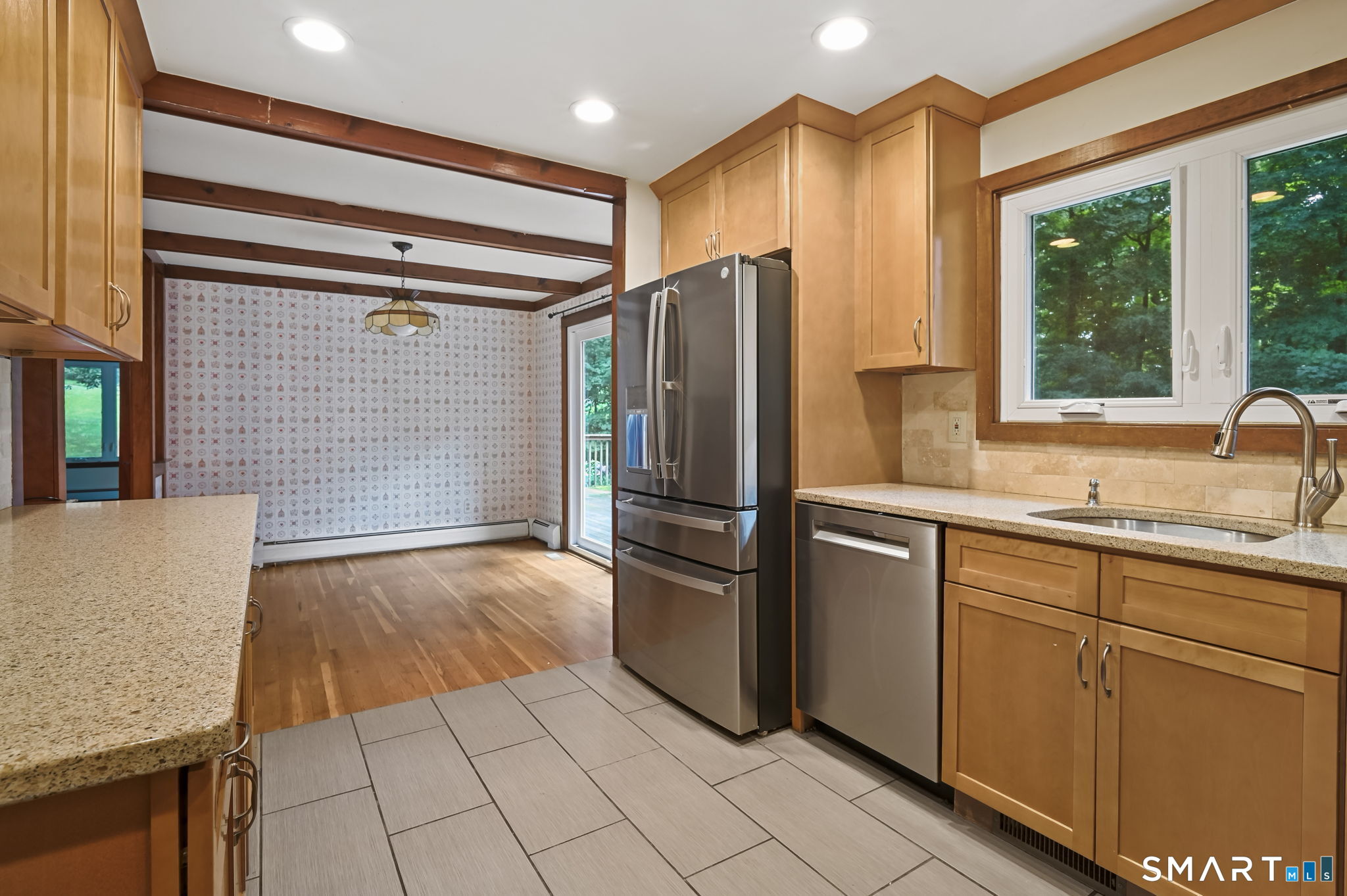 19 Crestwood Road Monroe CT 06468