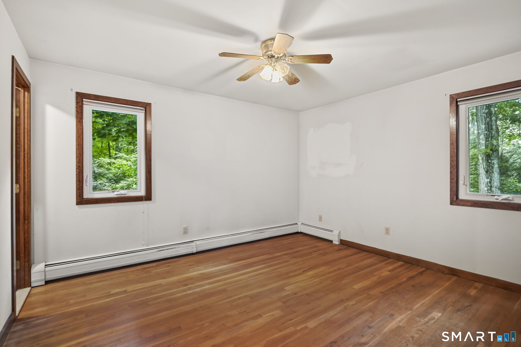 19 Crestwood Road Monroe CT 06468