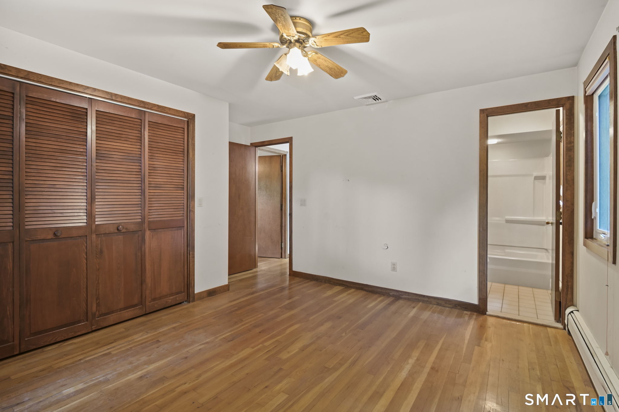 19 Crestwood Road Monroe CT 06468