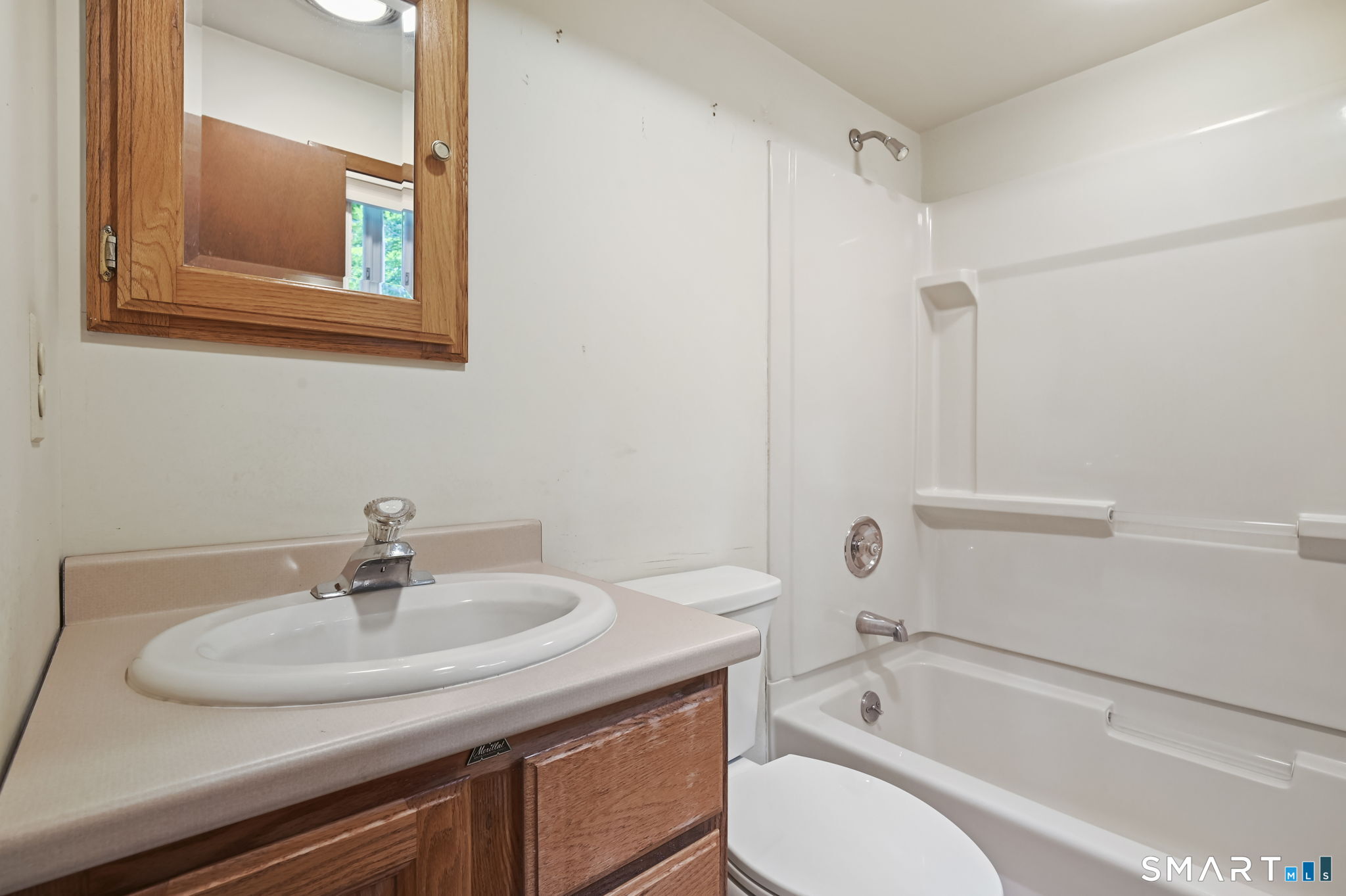 19 Crestwood Road Monroe CT 06468