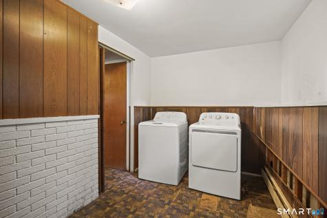 19 Crestwood Road Monroe CT 06468