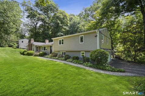 19 Crestwood Road Monroe CT 06468