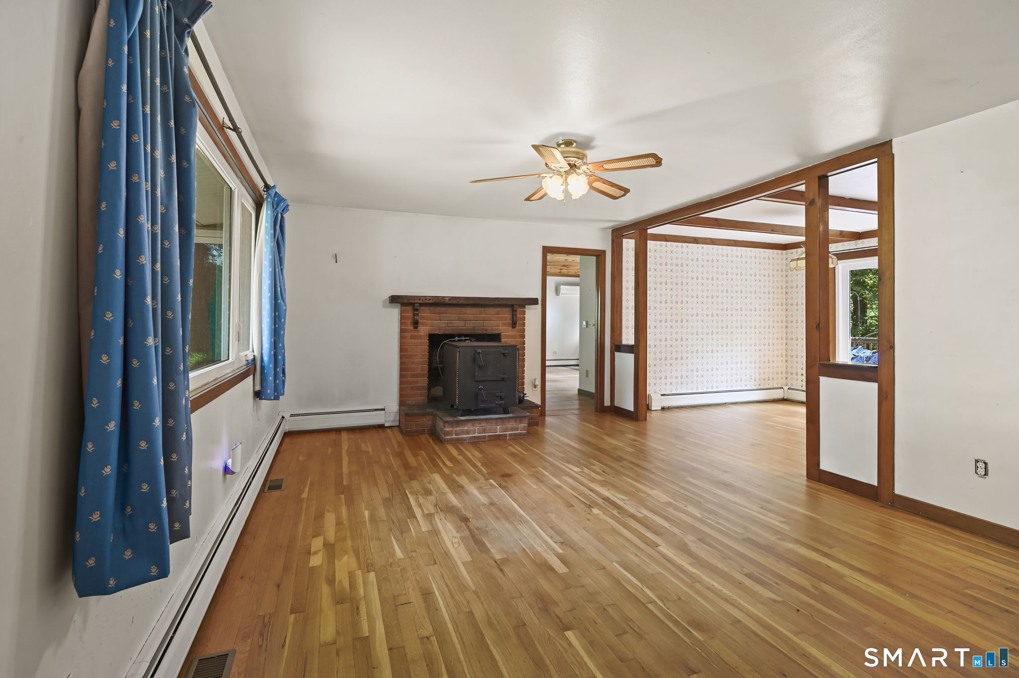 19 Crestwood Road Monroe CT 06468